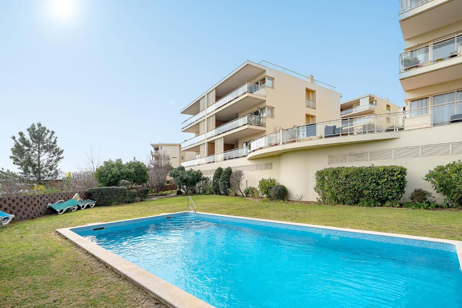 Terrace With Pool By Homing *